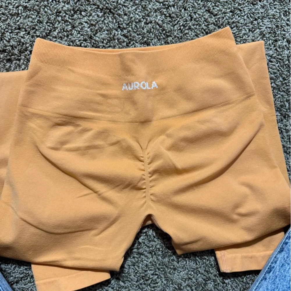 Orange Aurola Leggings - Picture 3 of 3